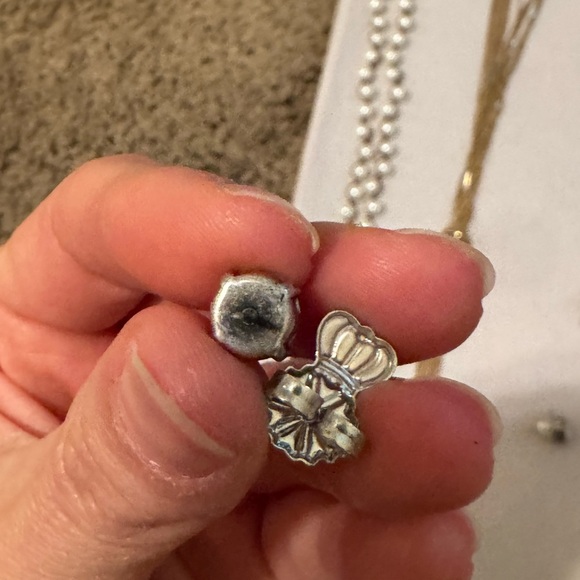 Bundle of 7 pieces of Jewelry. Kendra Scott, CZ, Sterling Silver, Faux Pearls - Picture 13 of 15